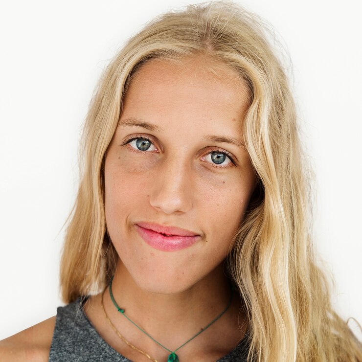 Foto grátis conceito alegre do retrato do estúdio da mulher