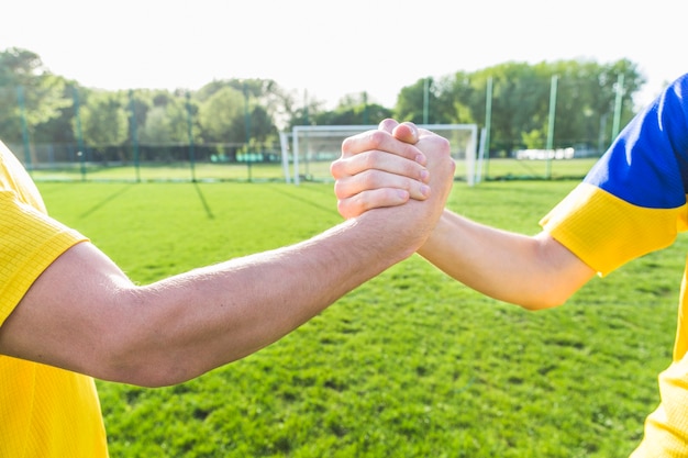 Conceito amador de futebol e trabalho em equipe