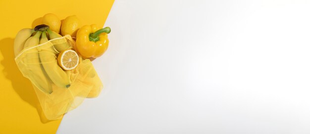 Conceito de banner de supermercado com ingredientes