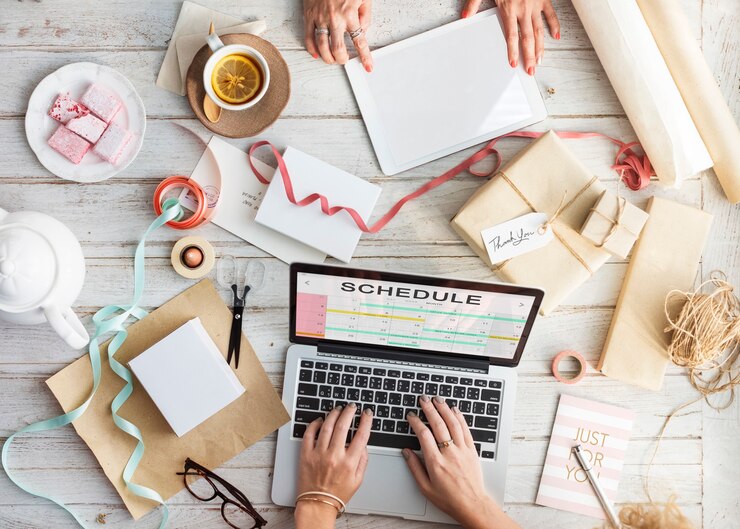 Foto grátis conceito de data de programação do calendário do planejador