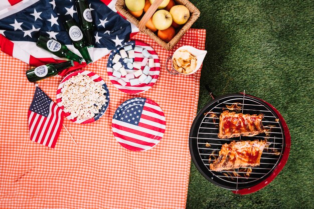 Conceito de dia da independência dos EUA com churrasco