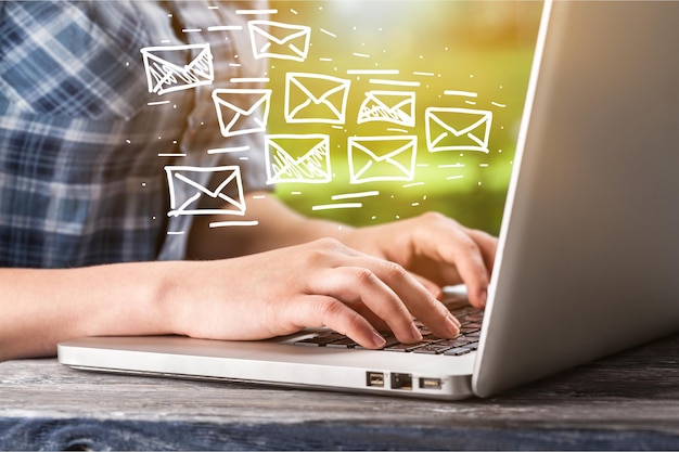 Conceito de email marketing e newsletter