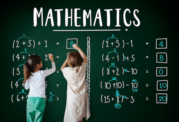 Foto grátis conceito de ensino de cálculo de matemática de educação de aprendizagem