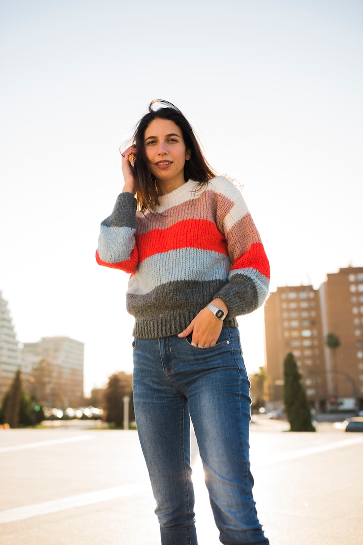 Foto grátis conceito de estilo de vida de garota adolescente em ambiente urbano