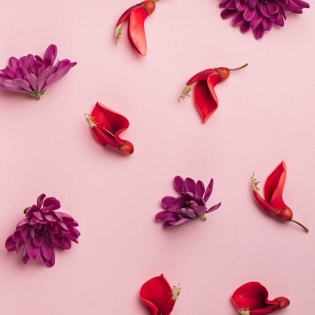 Foto grátis conceito de flores encantadoras com estilo elegante