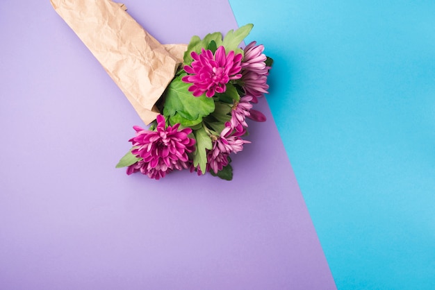 Foto grátis conceito de flores modernas com estilo elegante