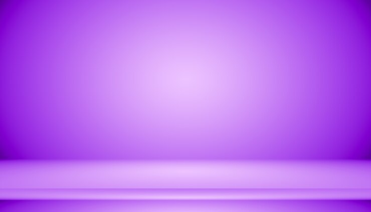 Foto grátis conceito de plano de fundo do estúdio - fundo escuro do quarto do estúdio roxo do gradiente para o produto.