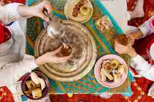 Foto grátis conceito de ramadã com comida e
