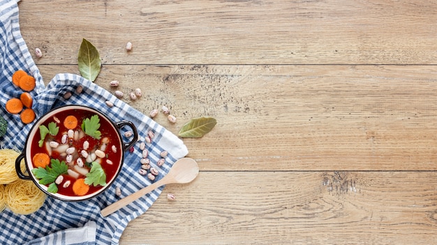 Foto grátis conceito de sopa saudável comer e pano