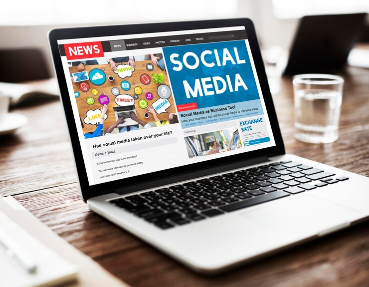 Foto grátis conceito online de rede de comunicação de mídia social
