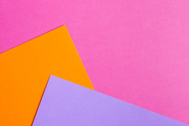 Conjunto de folhas de papel colorido