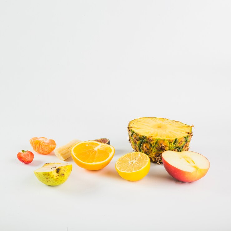 Foto grátis conjunto de frutas com metade da metade