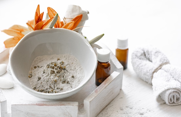 Cosméticos naturais para tratamentos de spa em casa ou em salões de beleza, cuidados cosméticos com a pele.