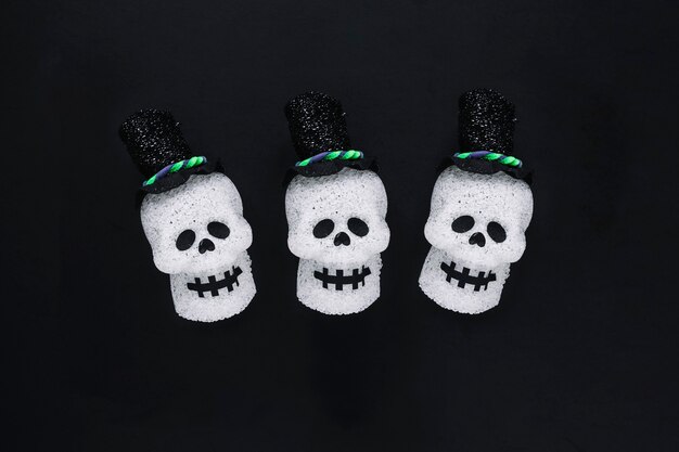Crânios decorados bonitos