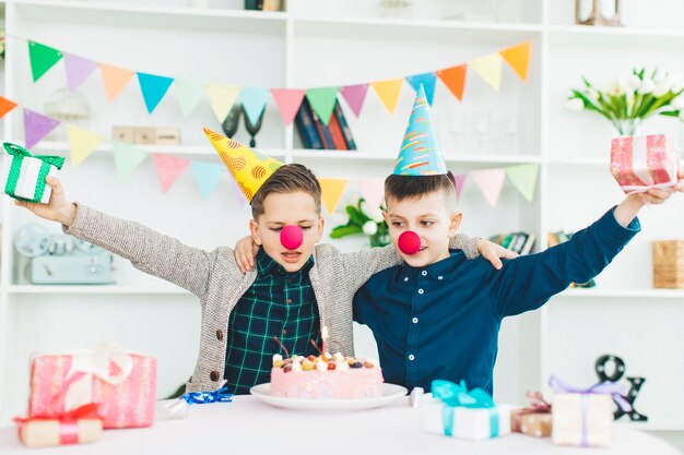 Crianças, celebrando, aniversário