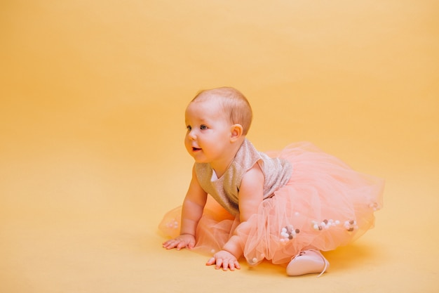 Cute, toddler bonito, em, vestido