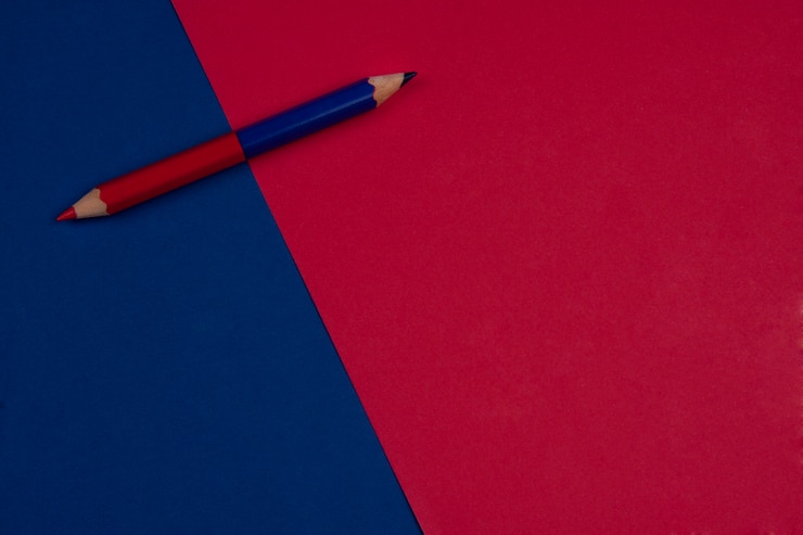 Foto grátis de volta à escola fundo vermelho e azul