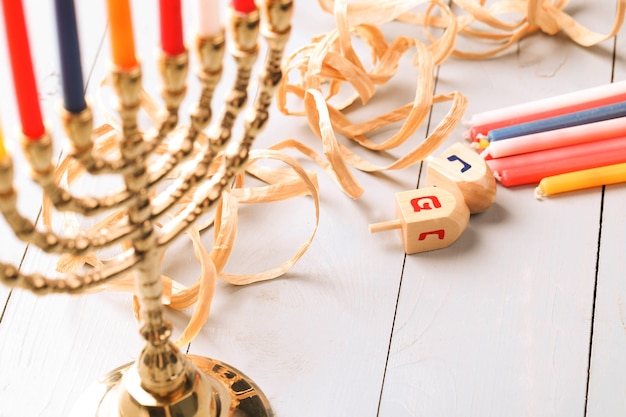 Decoração de hanukkah com velas