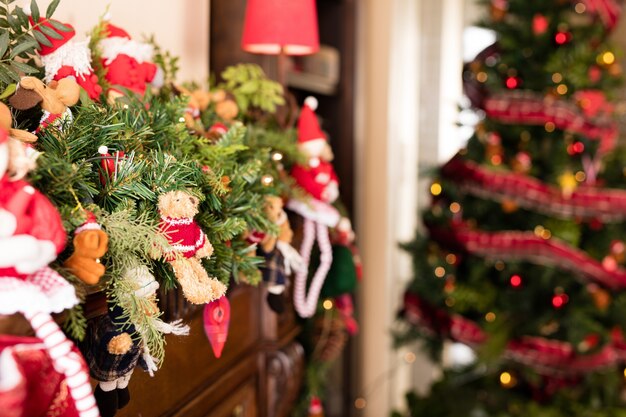 decorações de Natal bonitas com fundo borrado