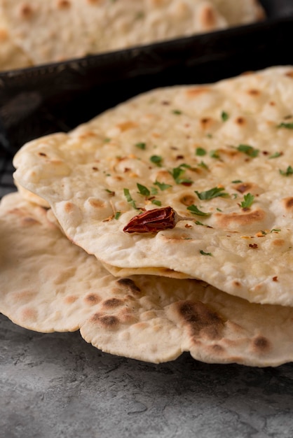 Deliciosa composição de roti tradicional