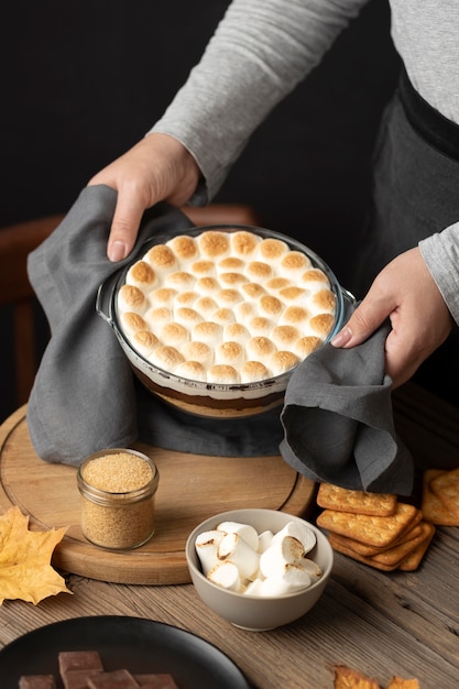 Foto grátis deliciosa variedade de sobremesas s'mores