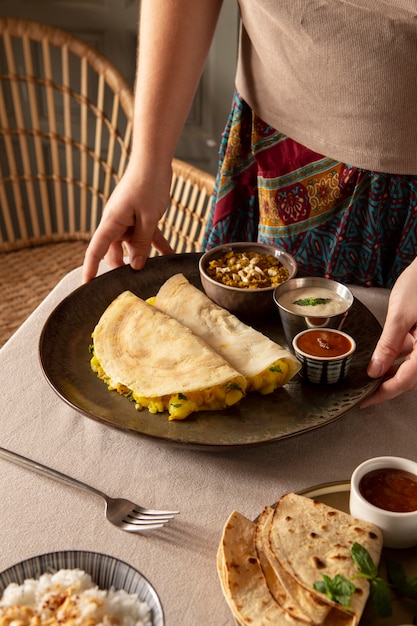 Delicioso arranjo de dosa indiana