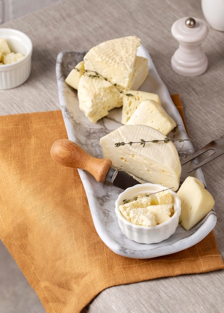 Delicioso arranjo de queijo paneer