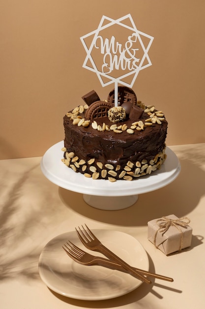 Foto grátis delicioso bolo de chocolate com nozes