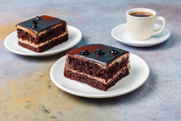 Deliciosos mini bolos de chocolate caseiros