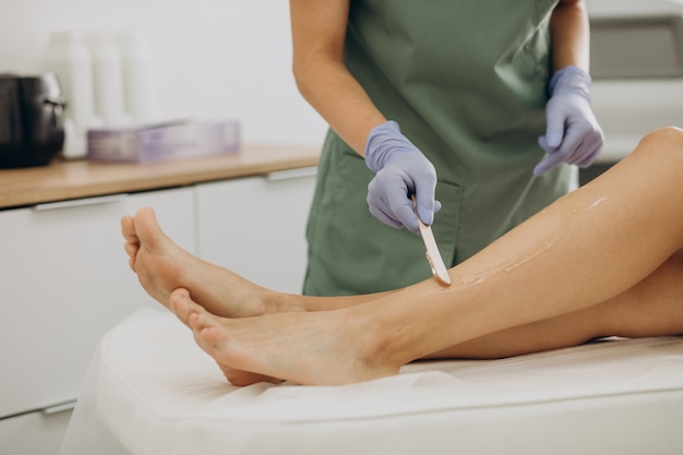 Foto grátis depilação a laser, terapia de remoção de cabelo