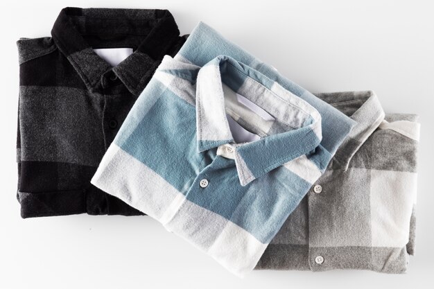 Detalhe da camisa de flanela em close-up