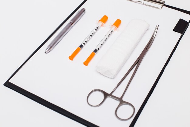 Diagnóstico equipamento closeup tratamento médico de emergência