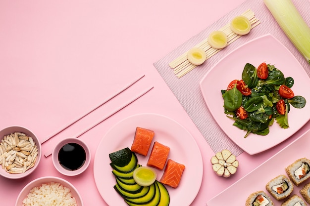 Foto grátis dieta flexitariana com salada de cima