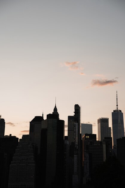 Distrito financeiro de Nova Iorque ao pôr do sol