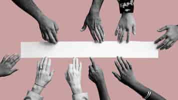 Foto grátis diversas mãos tocando papel de parede rosa de maquete de papel branco