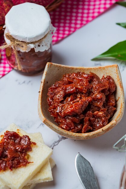 Doce de fruta lichia Sobremesa deliciosa para o café da manhã, comida tailandesa.