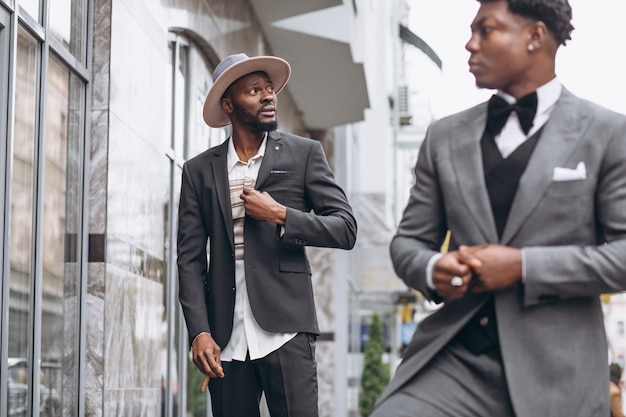 Dois empresário Africano reunião juntos