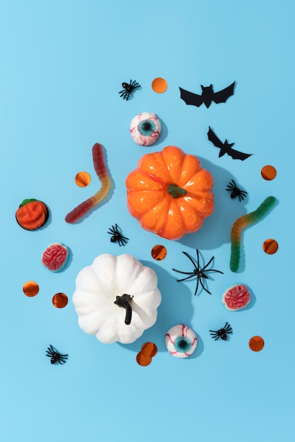 Foto grátis elementos criativos de halloween de composição plana