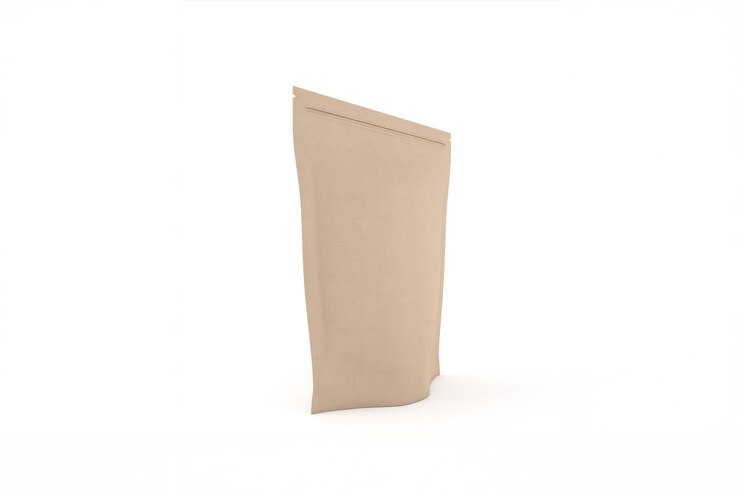 Foto grátis embalagem de saco de papel kraft castanho isolada sobre fundo branco