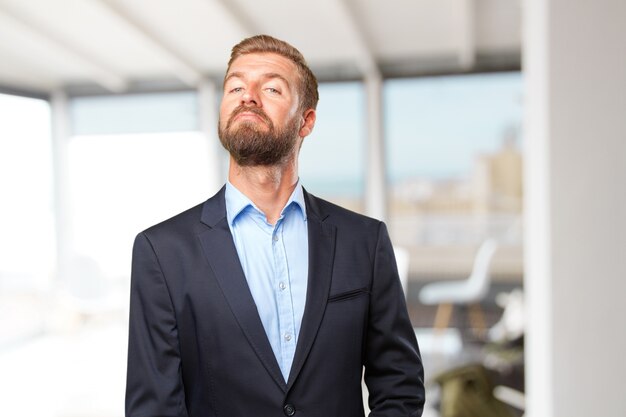 empresário loiros expressão feliz