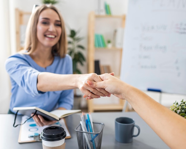 Foto grátis empresários corporativos