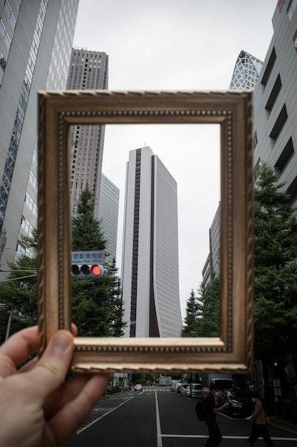 Foto grátis enquadrando a paisagem durante a viagem