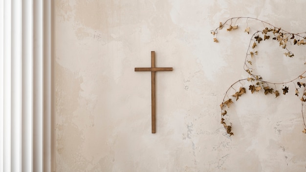 Escola dominical cristã com cruz na parede