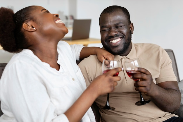 Foto grátis esposa e marido passando algum tempo de qualidade juntos