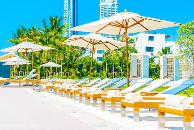 Foto grátis estância de piscina do hotel