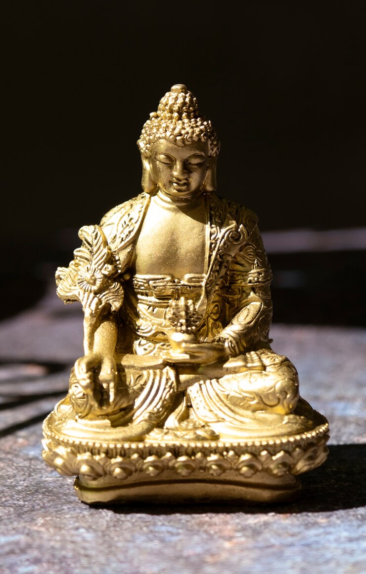 Foto grátis estatueta de buda natureza morta