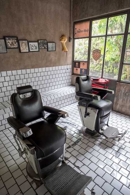 Página 3  Fotos Barbearia Cadeira, 66.000+ fotos de arquivo