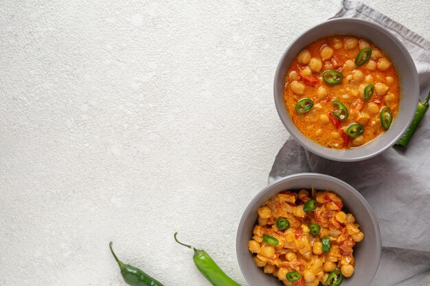 Estrutura plana de comida com cópia-espaço