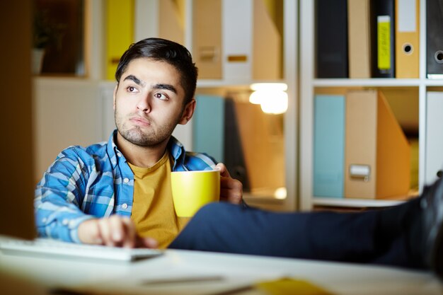 Estudando à noite