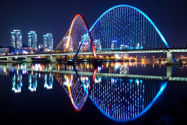 Foto grátis expo bridge em daejeon, coreia do sul